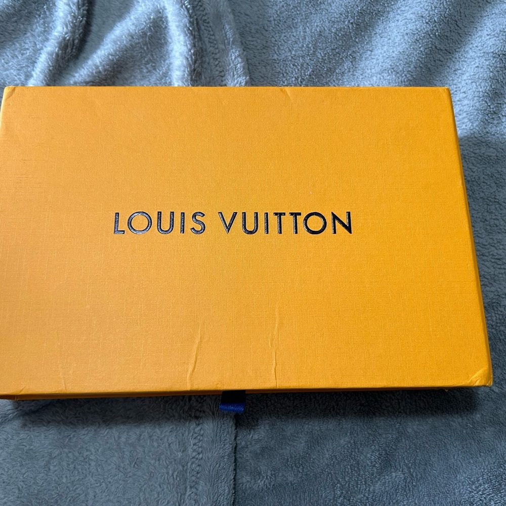 Louis Vuitton M62034 Kirigami Pochette
